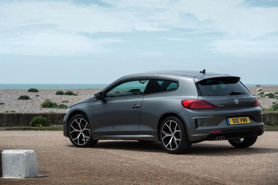  Volkswagen Scirocco GTS 2016 года  (UK) (фото 13 из 29)